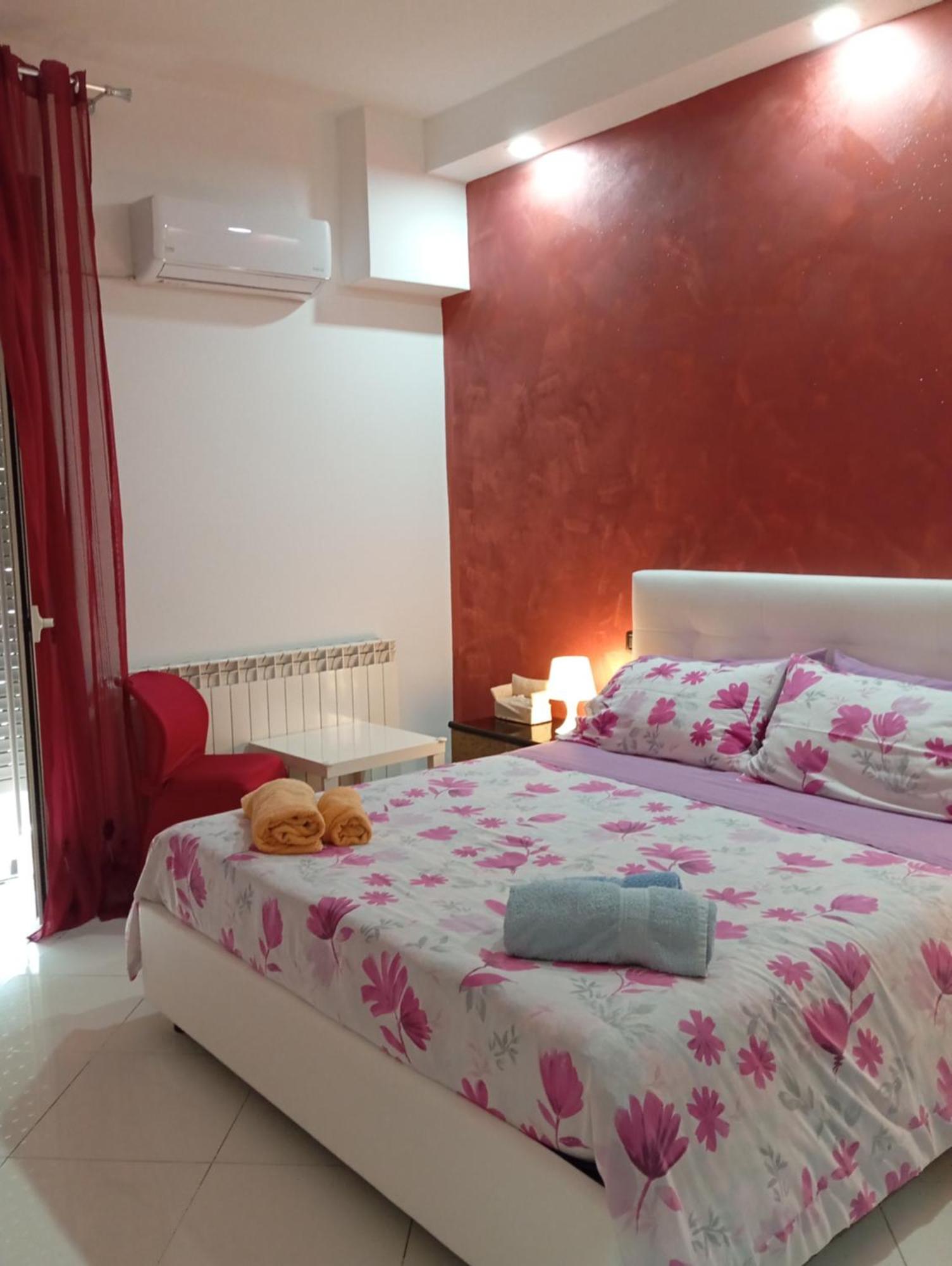 Casa Silvia Hotell Caltagirone Exteriör bild